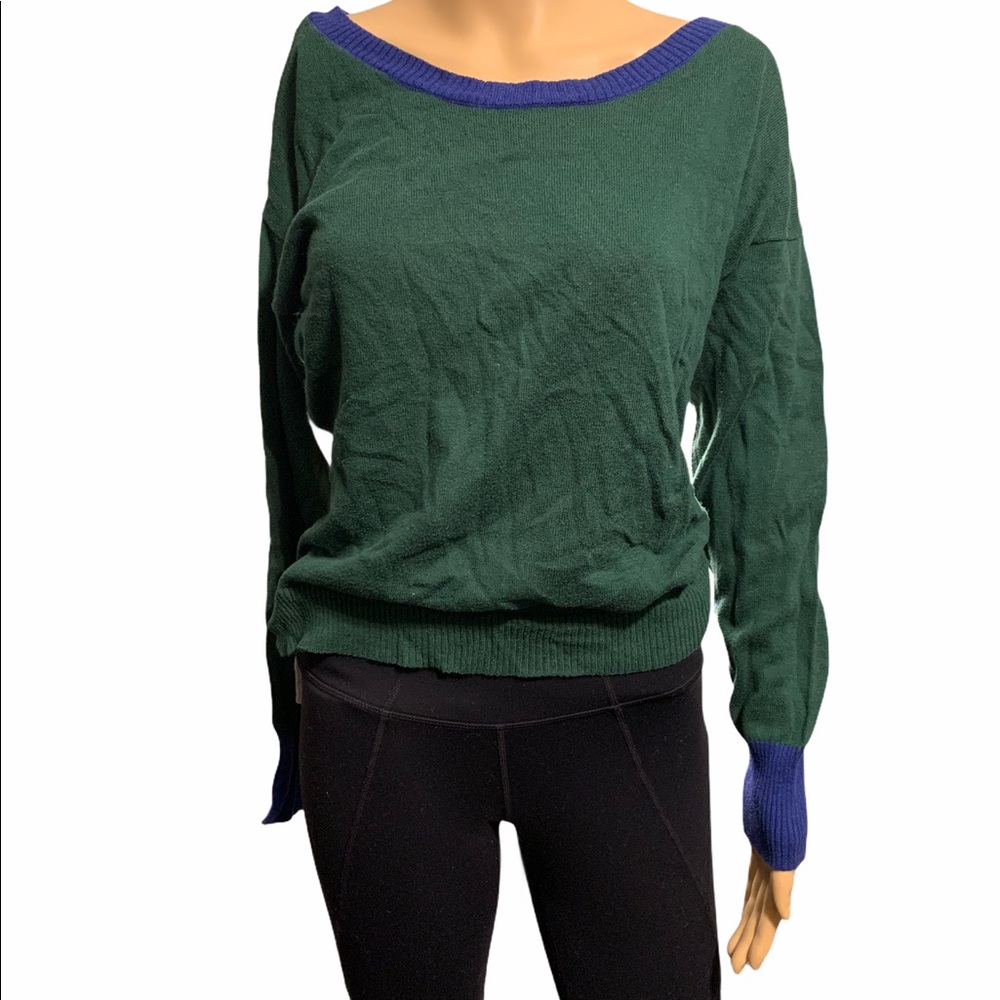 Pearl Women’s Color Block Scoop neck Sweater